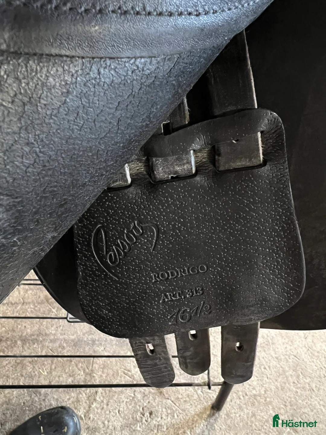 Sadlar hästutrustning till salu: Hoppsadel i mycket bra skick i Landskrona - Annons 4