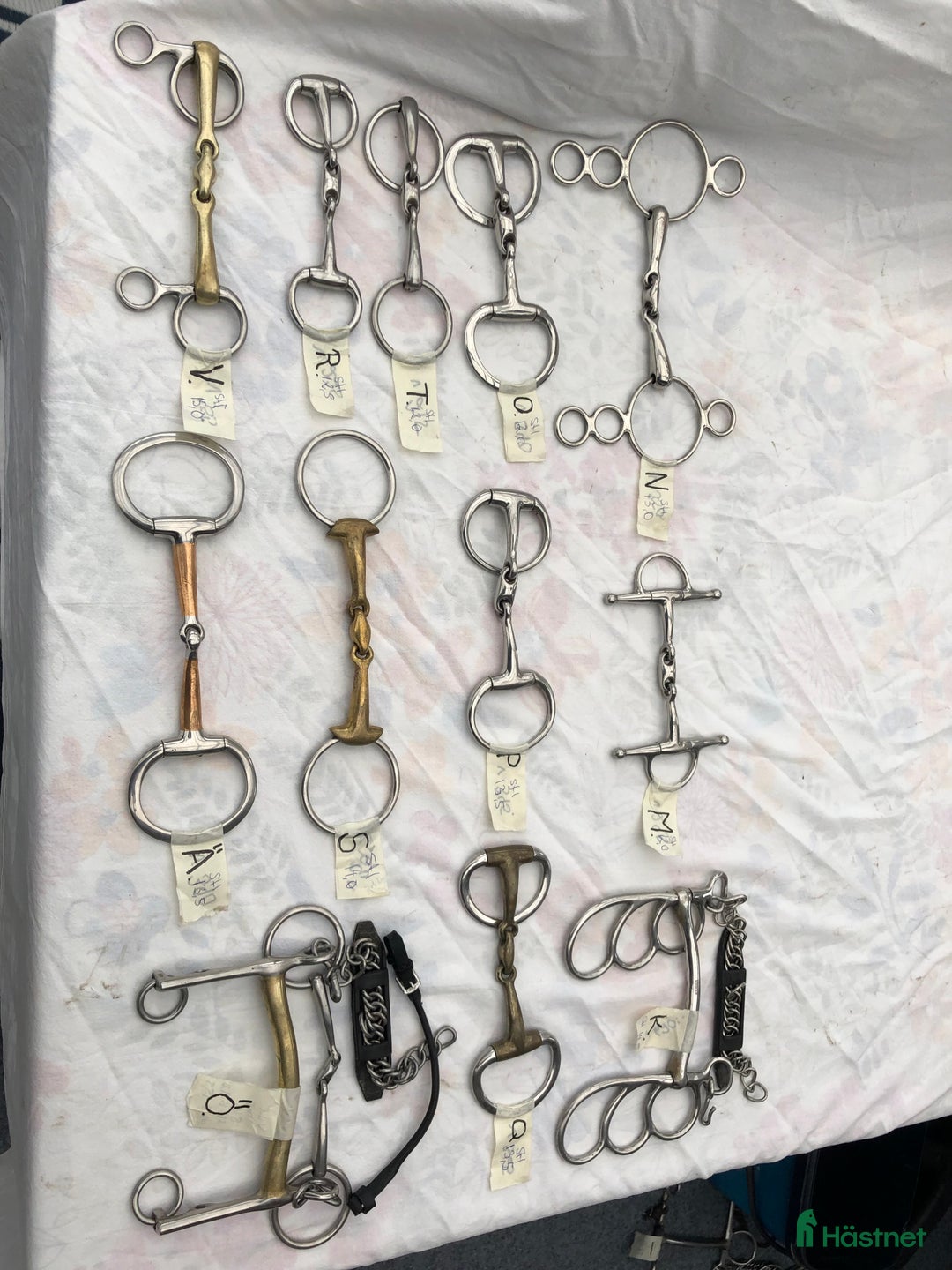 Bett hästutrustning till salu: Bett från 120-160 i Vara - Annons 2