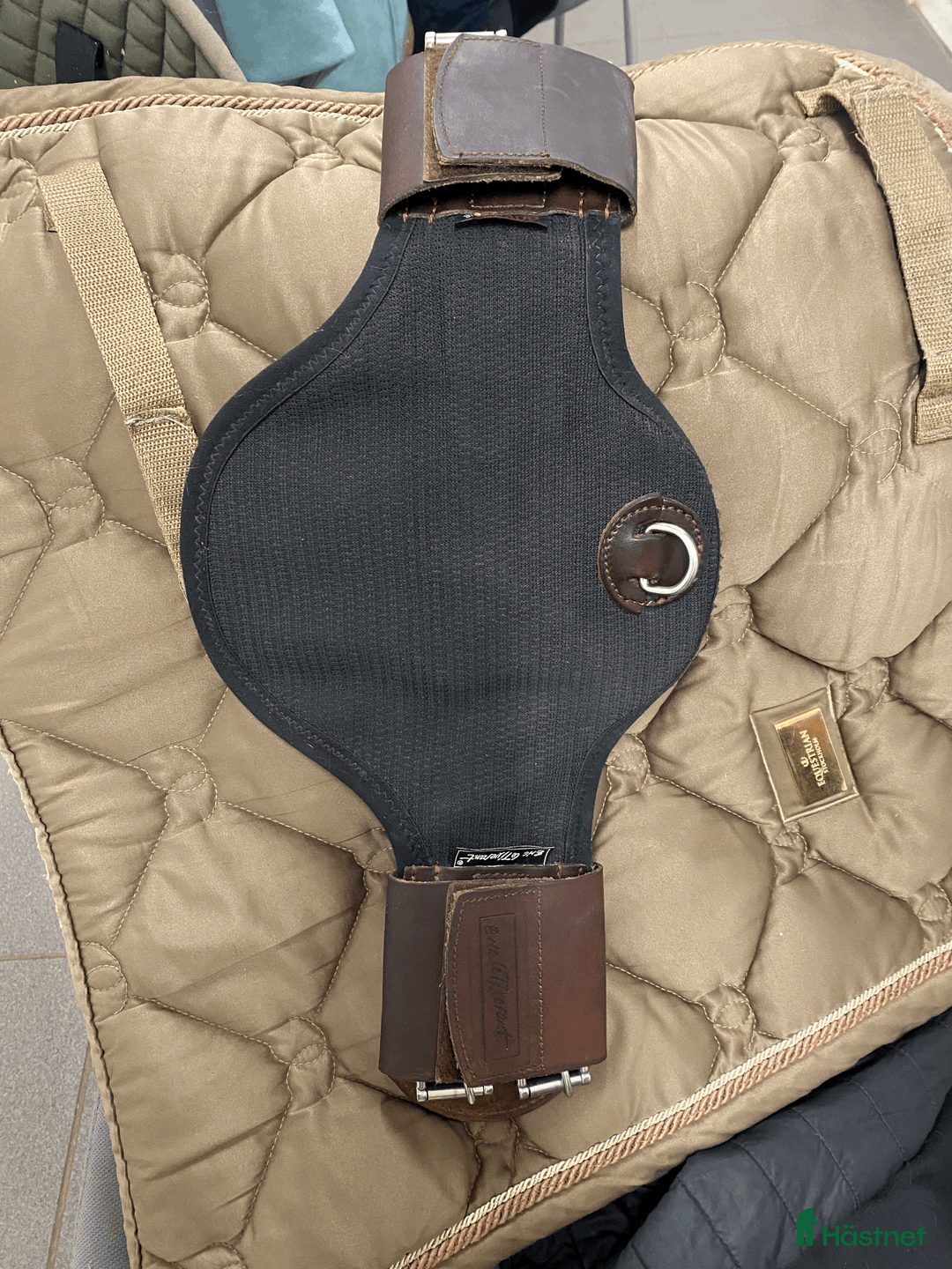 Sadeltillbehör hästutrustning till salu: ELT 50 cm mycket bra skick - Annons 1