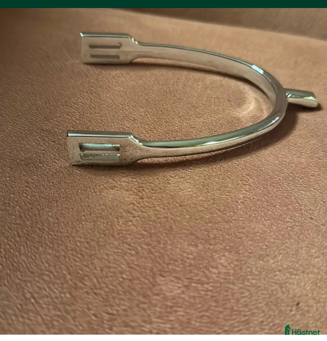 Övrig Ryttarutrustning ryttarutrustning till salu: Nya sporrar från Globus 15 mm i Torsåker - Annons 2