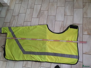 Täcken hästutrustning till salu: Reflextäcke i Dösjebro - Annons 1