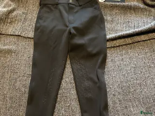 Ridbyxor ryttarutrustning till salu: Ridbyxor kille i Västerås - Annons 2