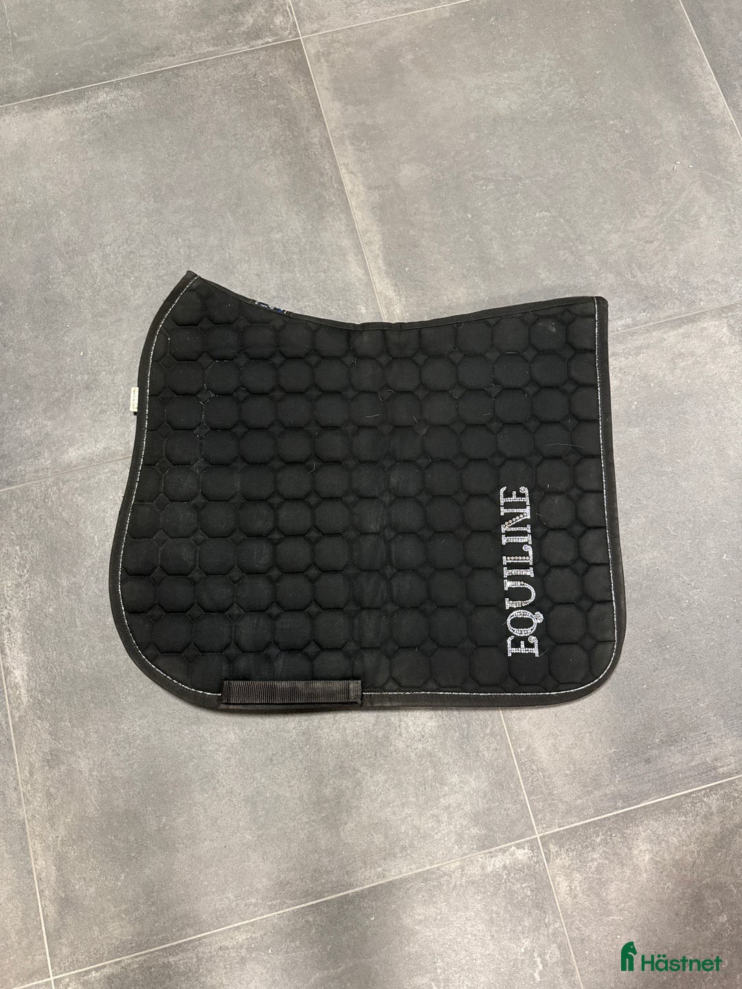 Schabrak & Vojlockar hästutrustning till salu: Fint equline schabrak  i Varberg - Annons 1