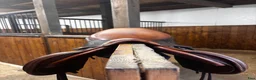 Sadlar hästutrustning till salu: Altair by Antarès hoppsadel 17"tum i Perstorp - Annons 6