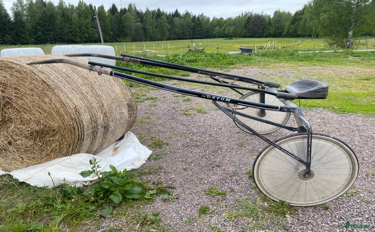 Travsulkys trav till salu i Borensberg - Annons 14