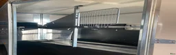 Hästtransporter  fordon & transport till salu: Rymlig Fautras med AidSystem och step up - Annons 24