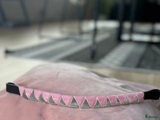 Övrig Hästutrustning hästutrustning till salu: Pannband till Salu! i Tidaholm - Annons 2