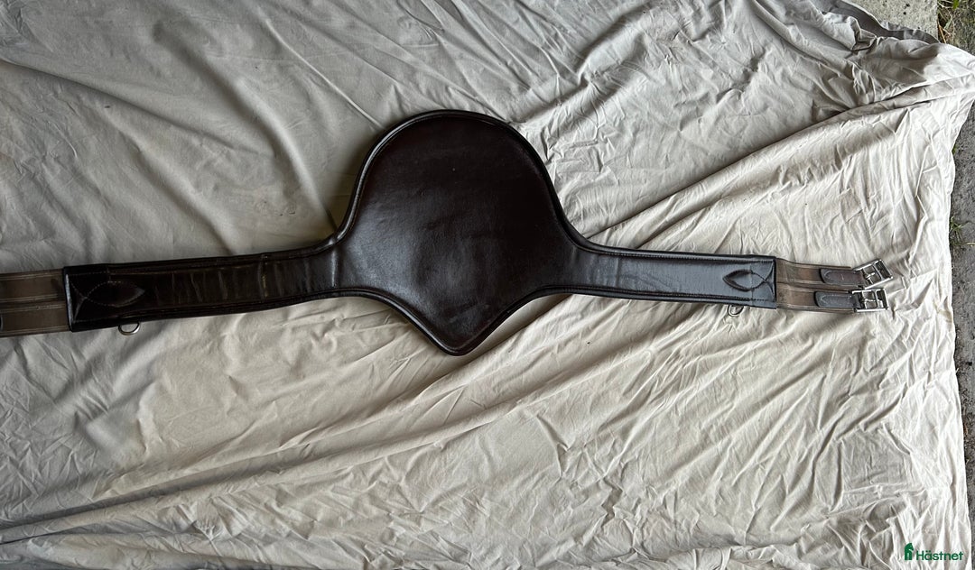 Sadeltillbehör hästutrustning till salu: Magplatta i Kristianstad - Annons 3