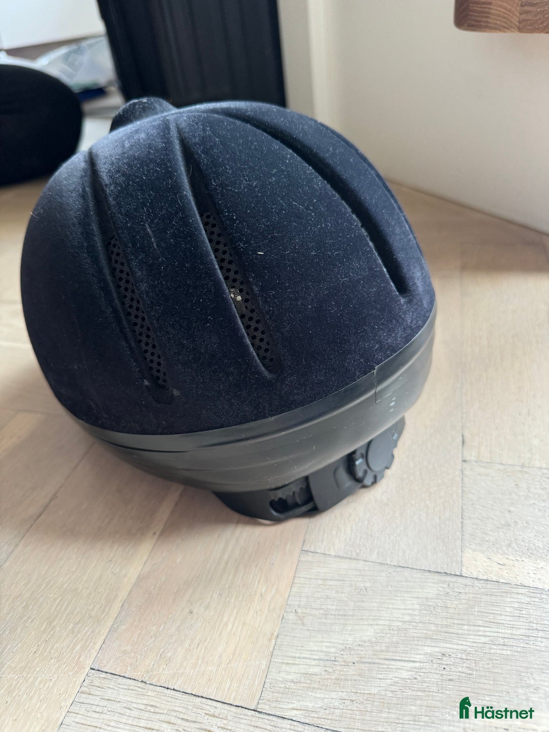 Hjälmar ryttarutrustning till salu: Ridhjälm, ridhjälmar i Stockholm - Annons 2