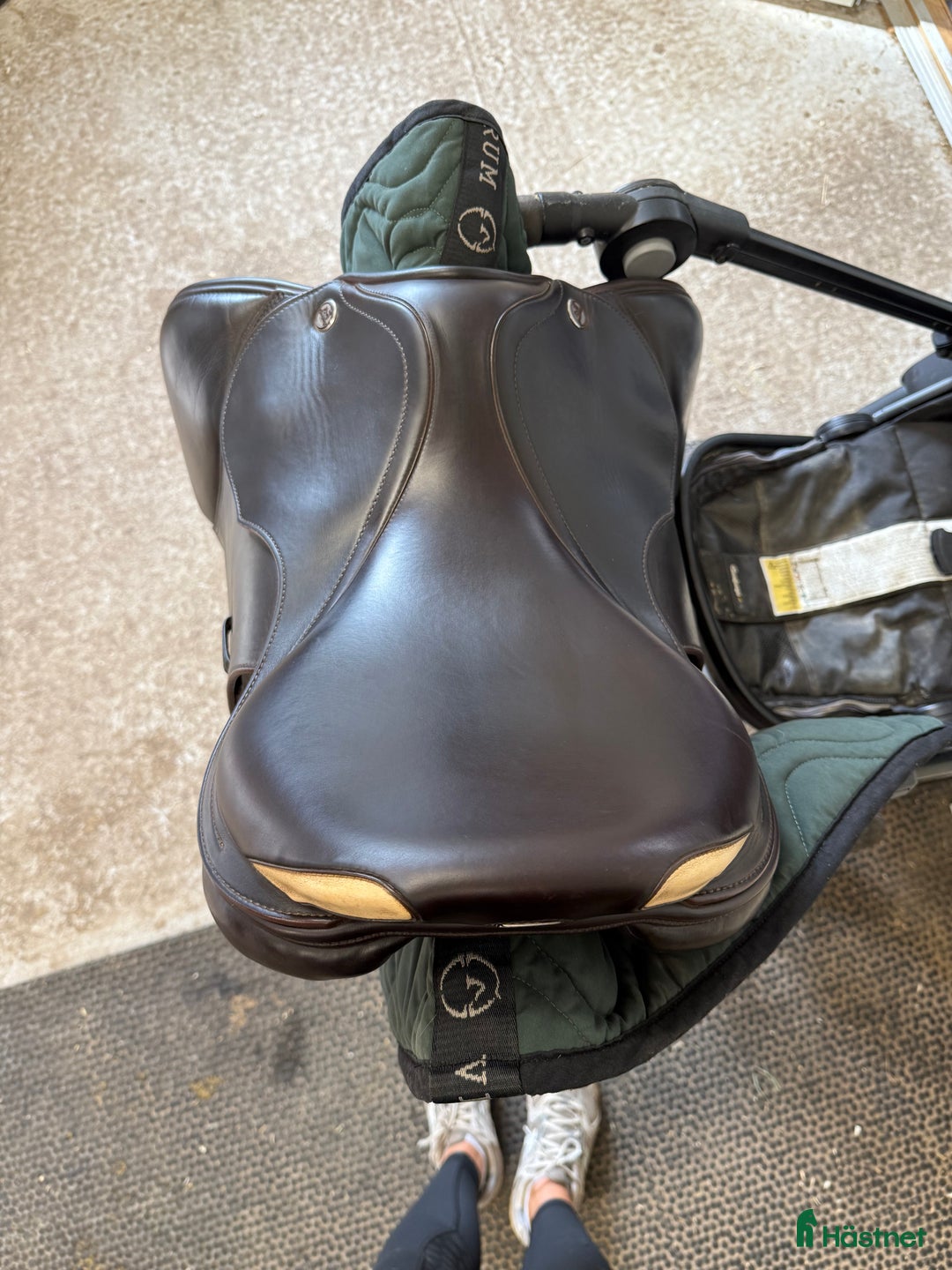 Sadlar hästutrustning till salu: Prestige Paris (öppen för byte) i Färjestaden - Annons 2