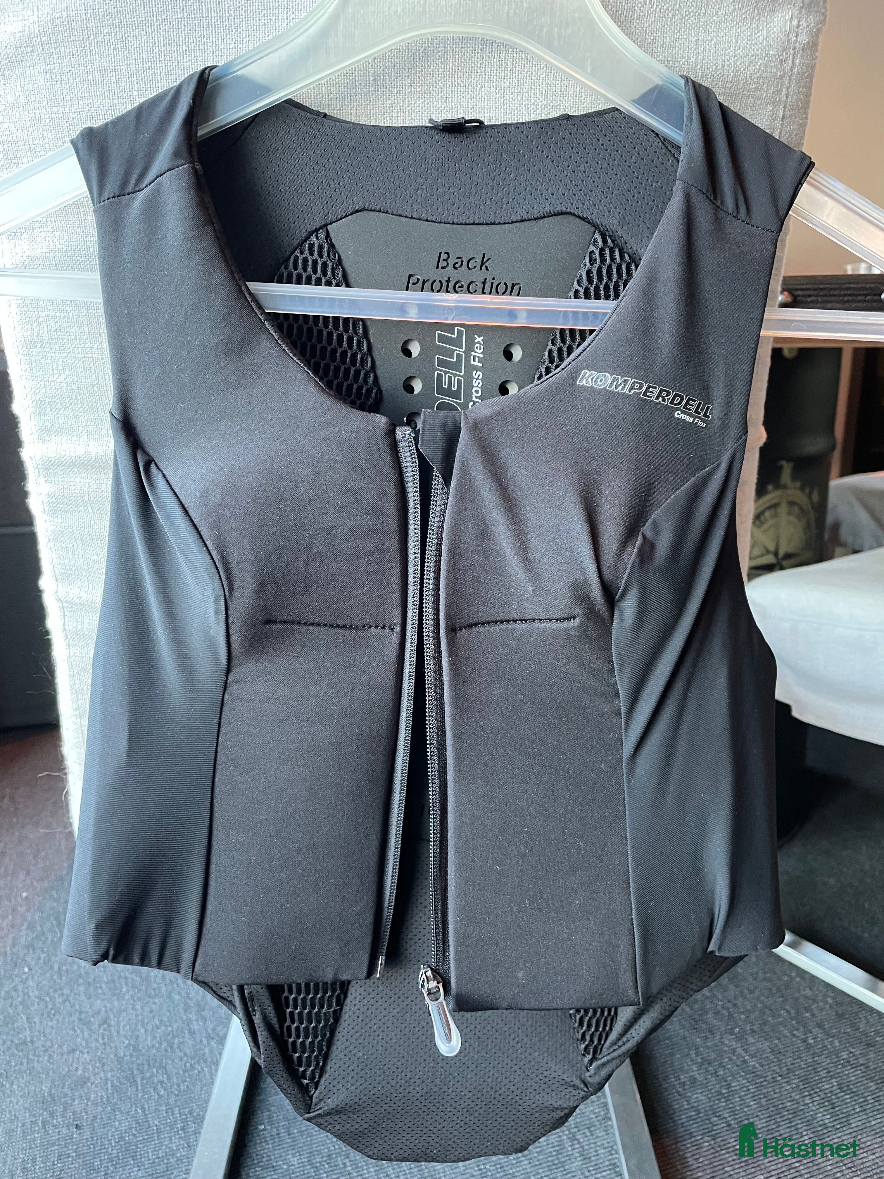 Säkerhetsvästar ryttarutrustning till salu: Säkerhetsväst Komperdell ballistic flex fit slim  i Vaxholm - Annons 5