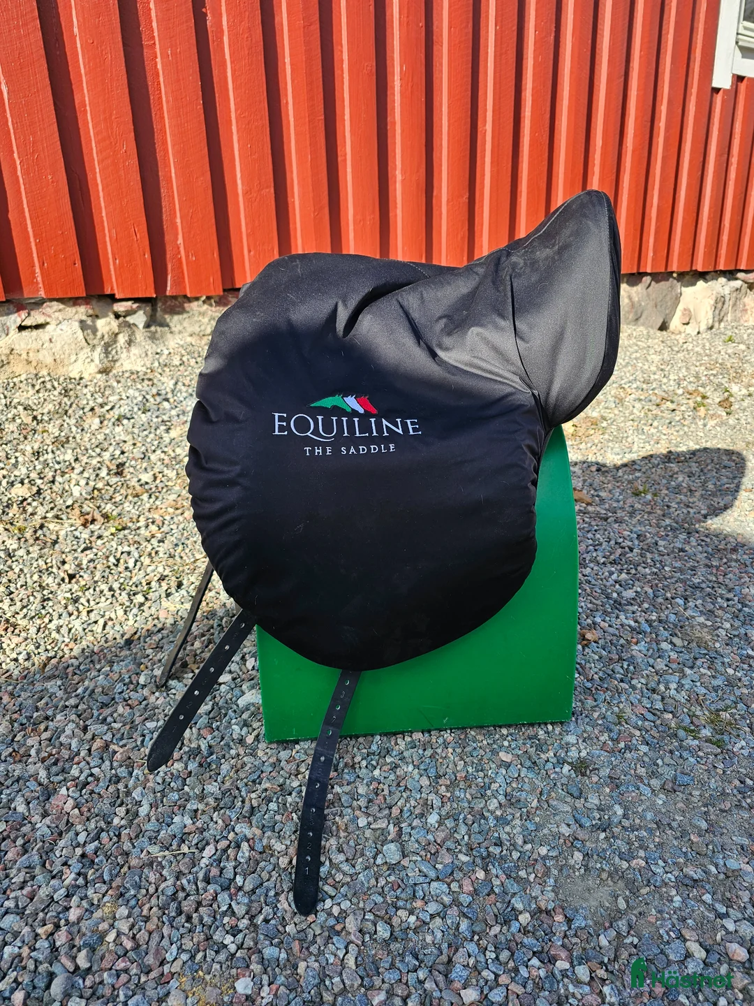 Sadlar hästutrustning till salu: Equiline E9 - Annons 2