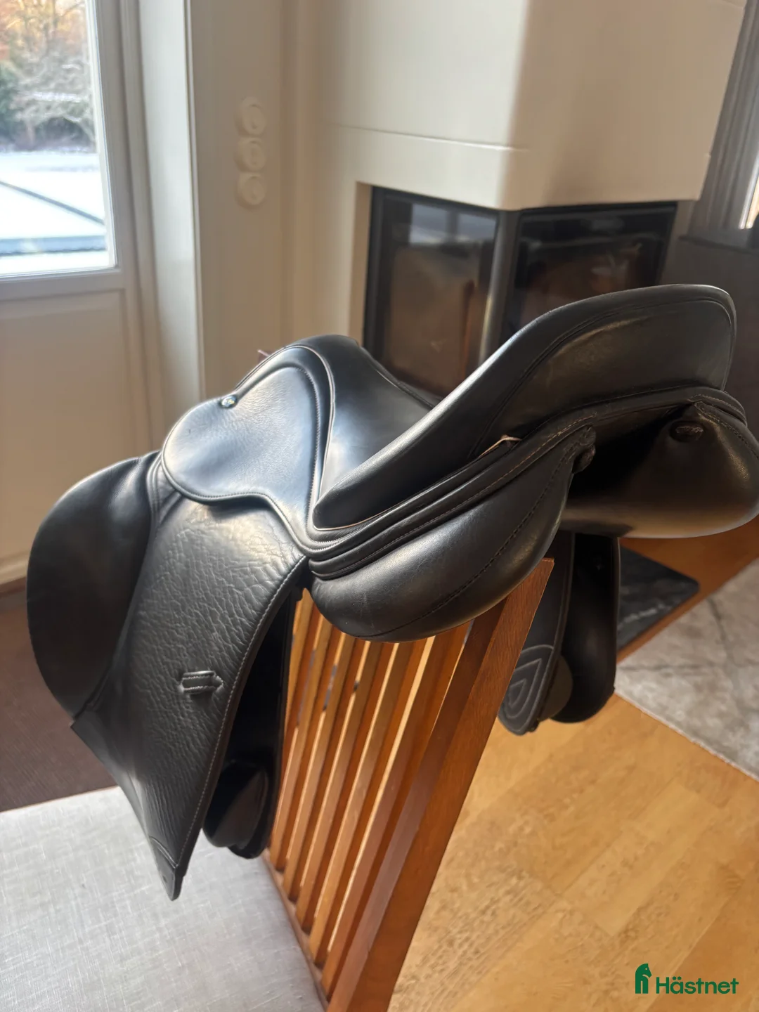 Sadlar hästutrustning till salu: Fin Lippo sadel i Tyresö - Annons 1