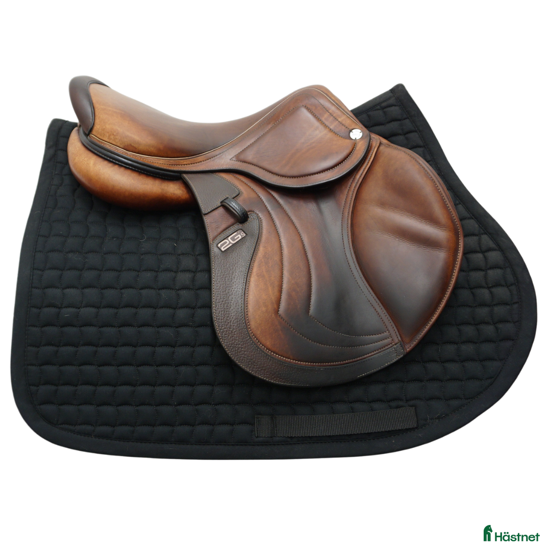 Sadlar hästutrustning till salu: CWD 2Gs Mademoiselle 17" i Upplands Väsby - Annons 2