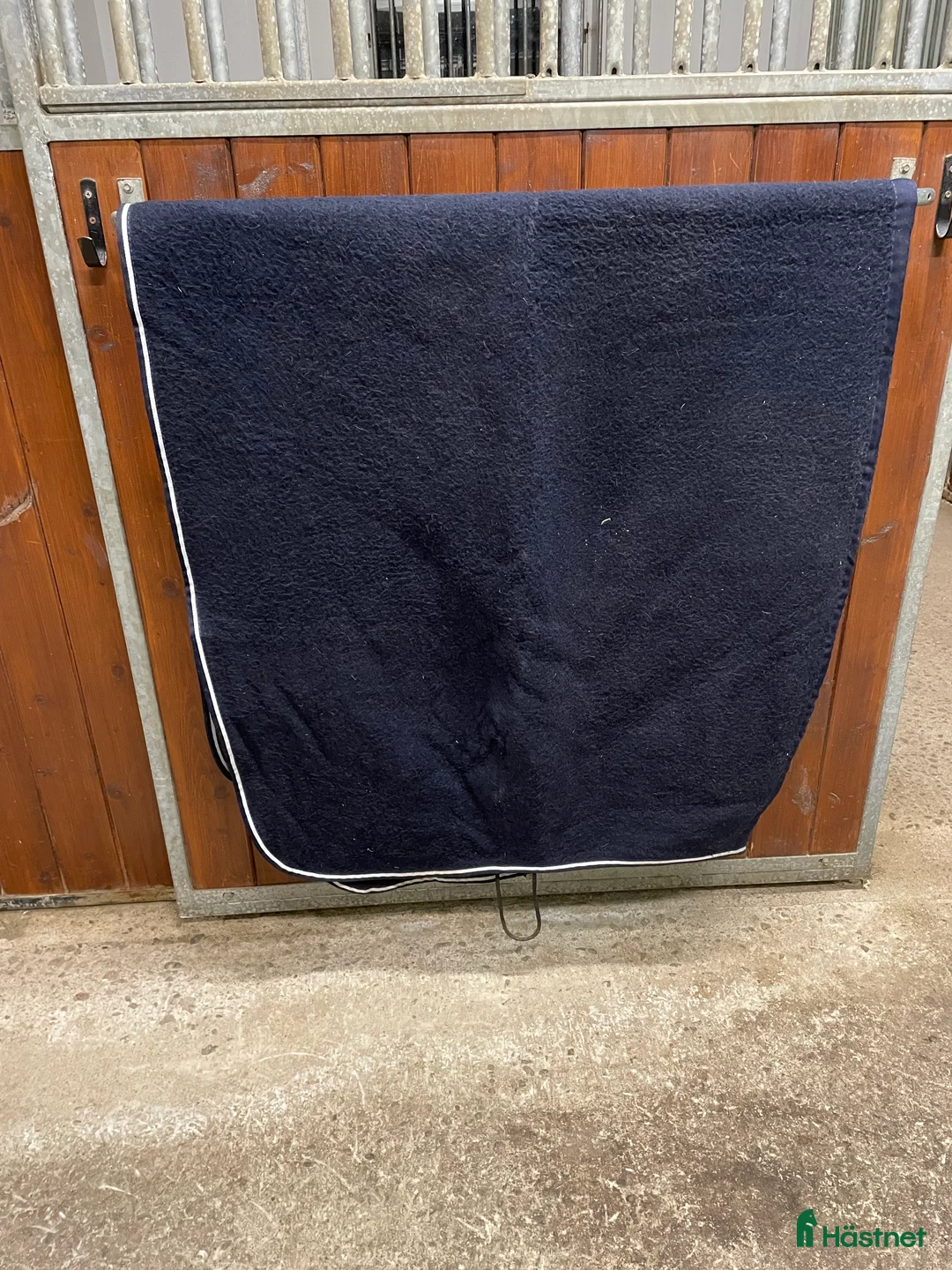 Täcken hästutrustning till salu: Equiline ylletäcke i Enköping - Annons 2