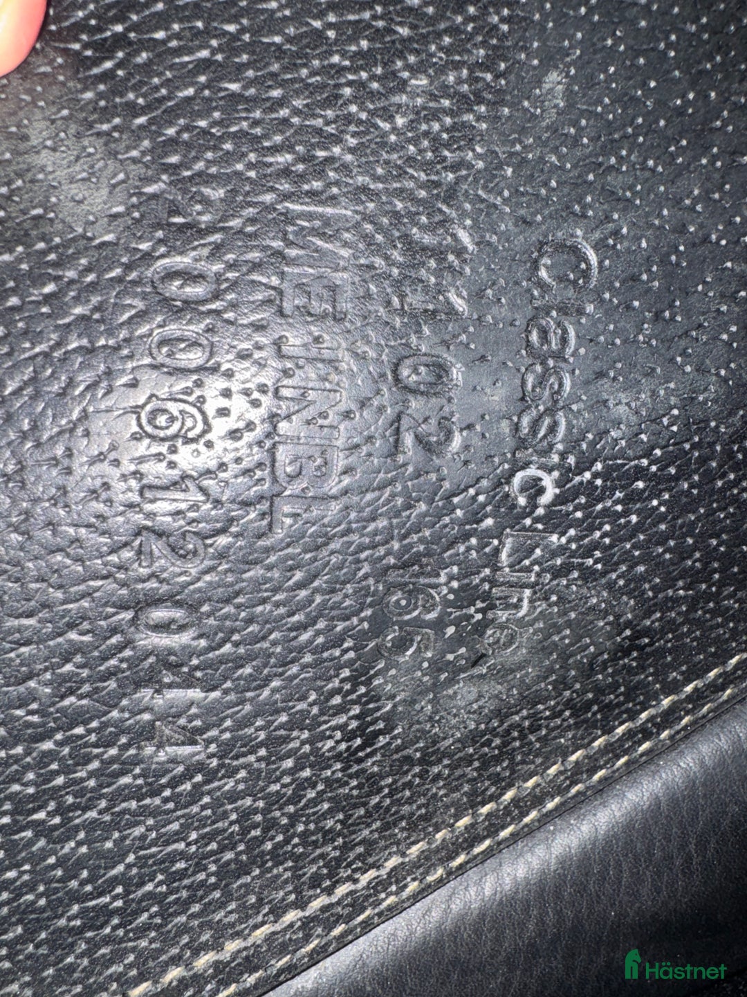 Sadlar hästutrustning till salu: Ikonic hoppsadel - Annons 7