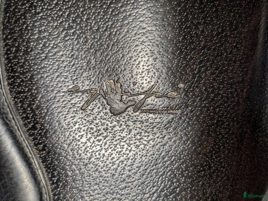 Sadlar hästutrustning till salu: Equipe island 17" i Tullinge - Annons 5