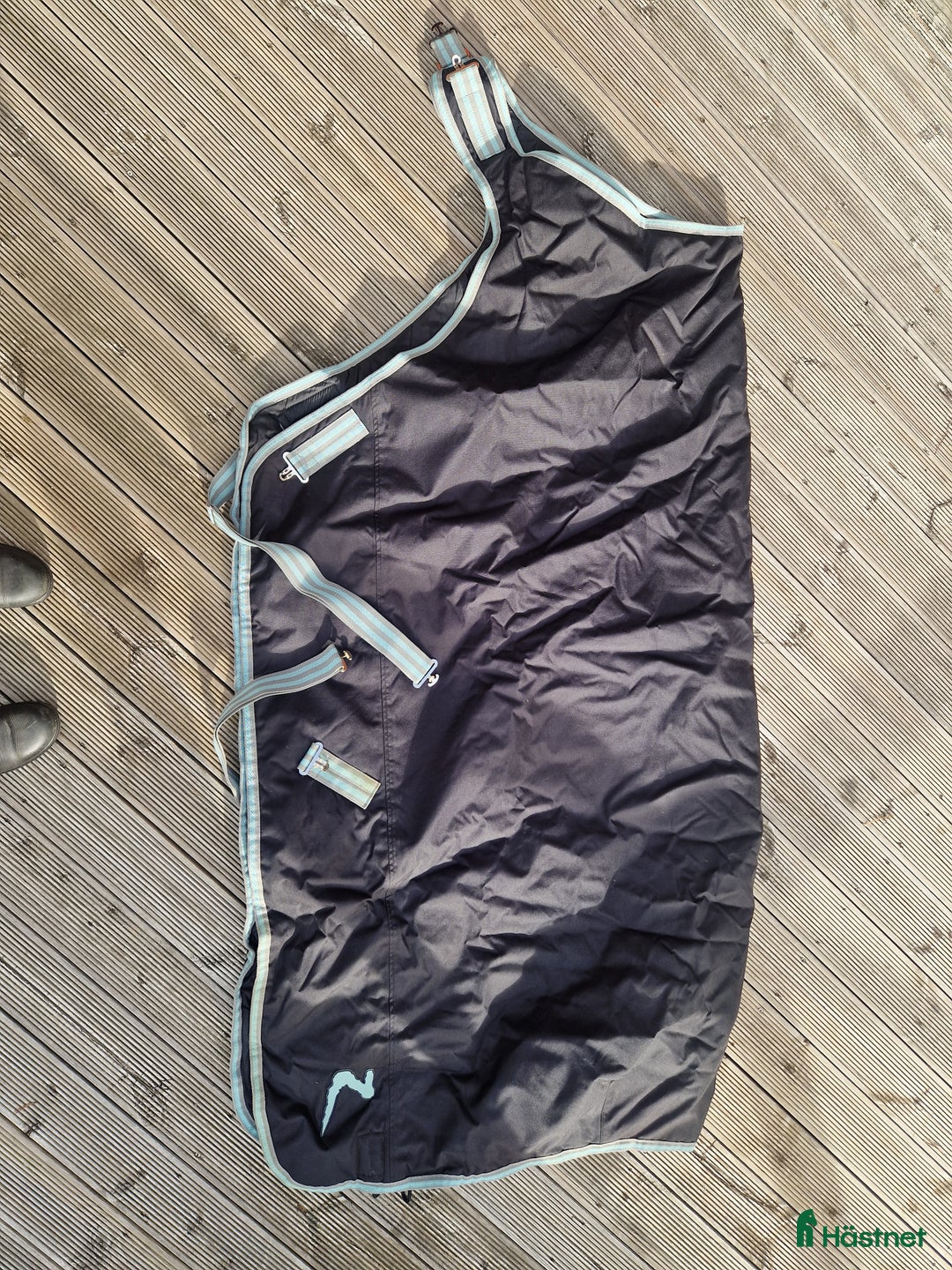 Täcken hästutrustning till salu: Massor av täcken i 125-155 cm i Rejmyre - Annons 8