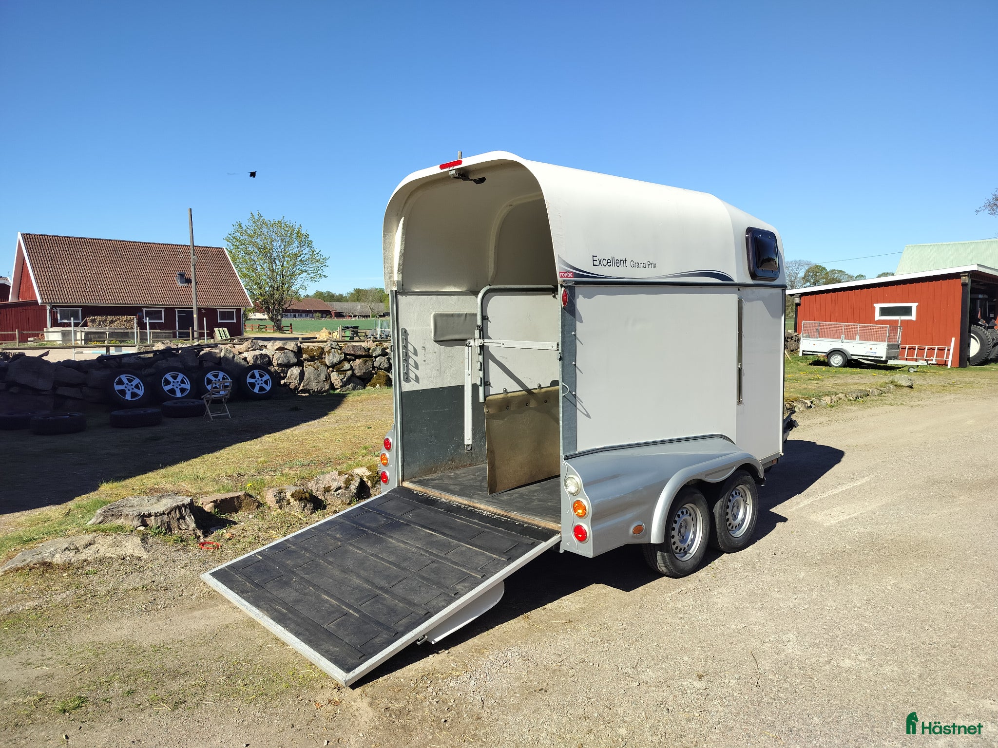 Hästtransporter  fordon & transport till salu: Thule i mycket gott skick  - Annons 16