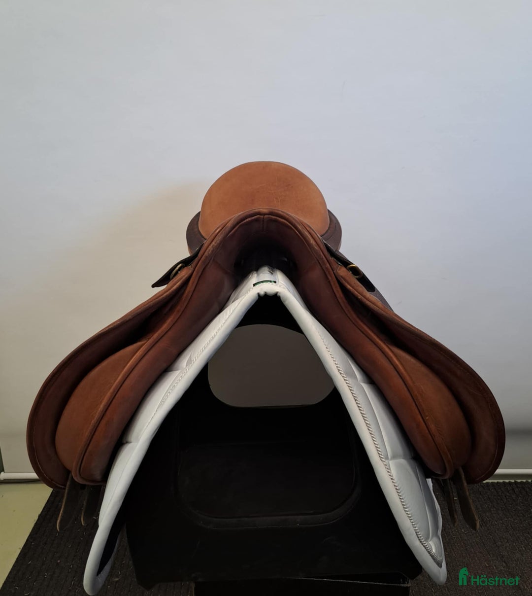 Sadlar hästutrustning till salu: Albion Style 17,5 i Färnäs - Annons 2