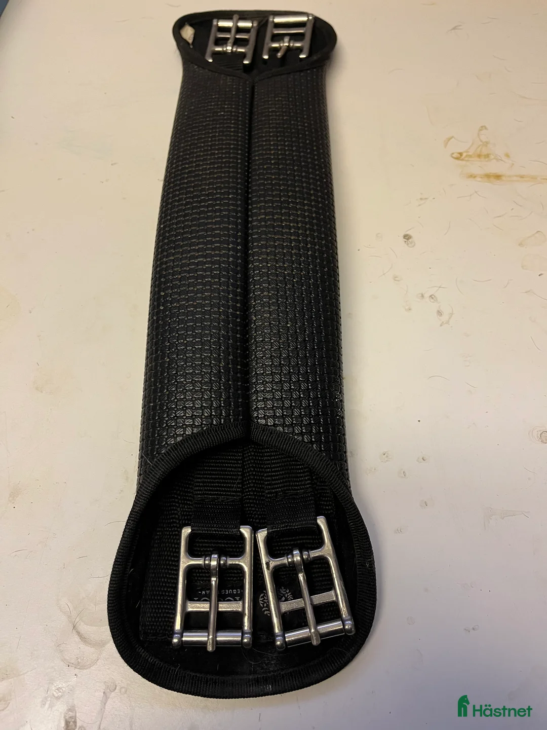 Sadeltillbehör hästutrustning till salu: Dressyrgjord 45 cm i Hindås - Annons 1