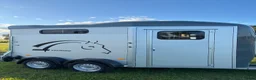 Hästtransporter  fordon & transport till salu: Cheval Touring Country  - Annons 2
