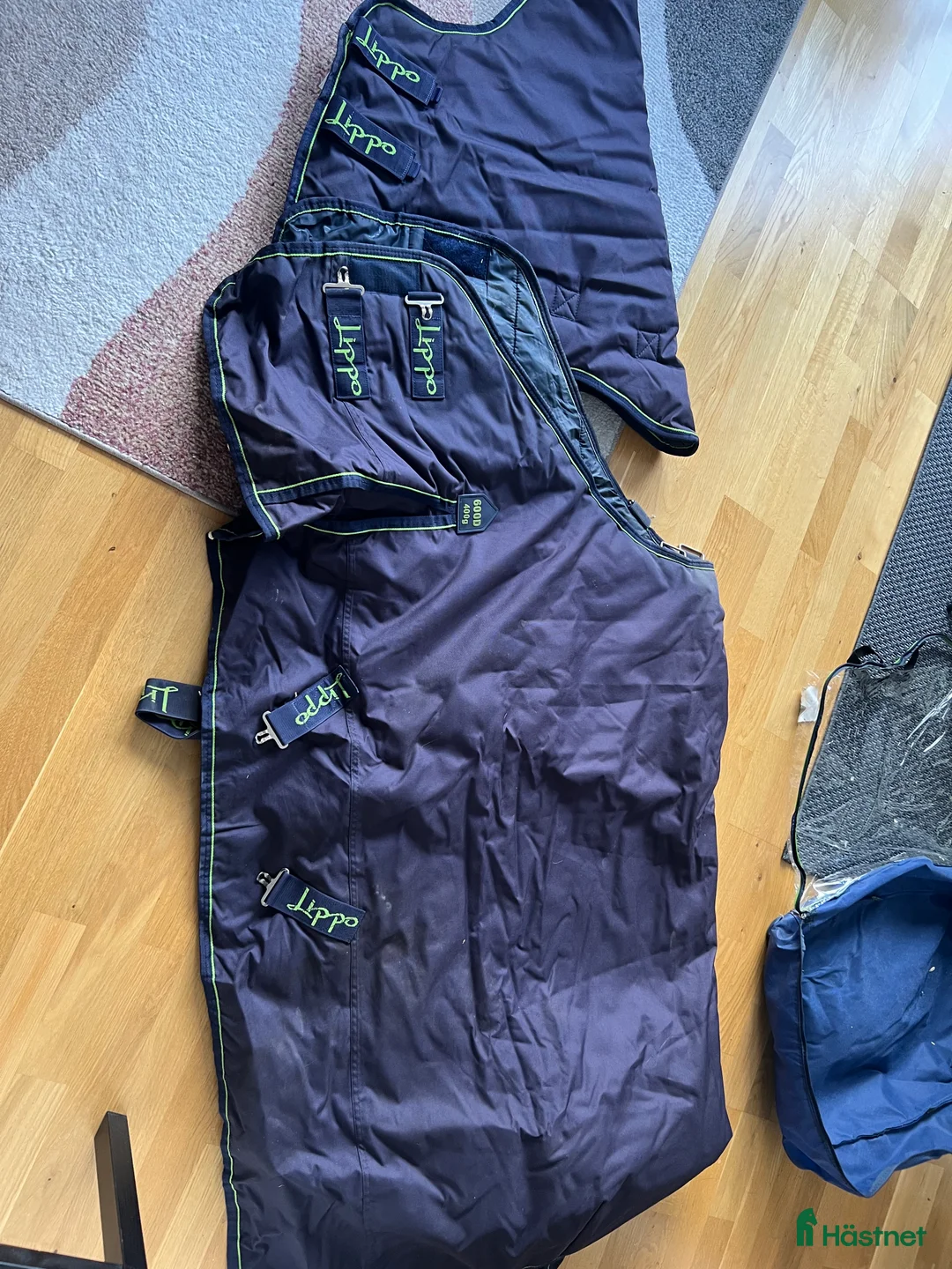 Täcken hästutrustning till salu: Vintertäcke i Växjö - Annons 1