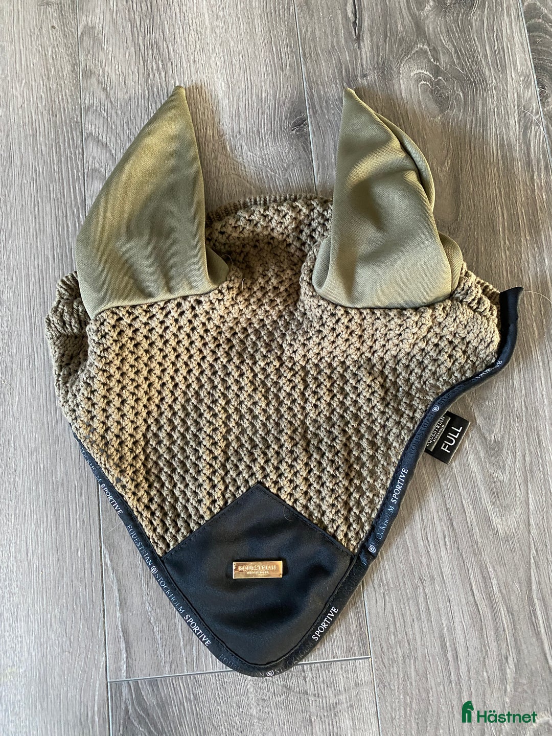 Schabrak & Vojlockar hästutrustning till salu: Flertal schabrak o huvor i Jämjö - Annons 2