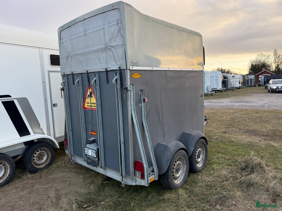 Hästtransporter  fordon & transport till salu: Böckmann DUO -09 i Borlänge - Annons 2