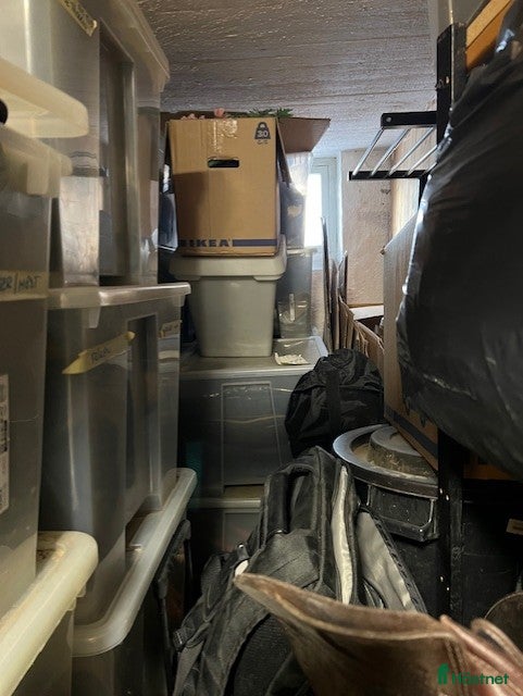 Övrig Hästutrustning hästutrustning Hästutrustning och 2 sadlar i Nynäshamn - Annons 1