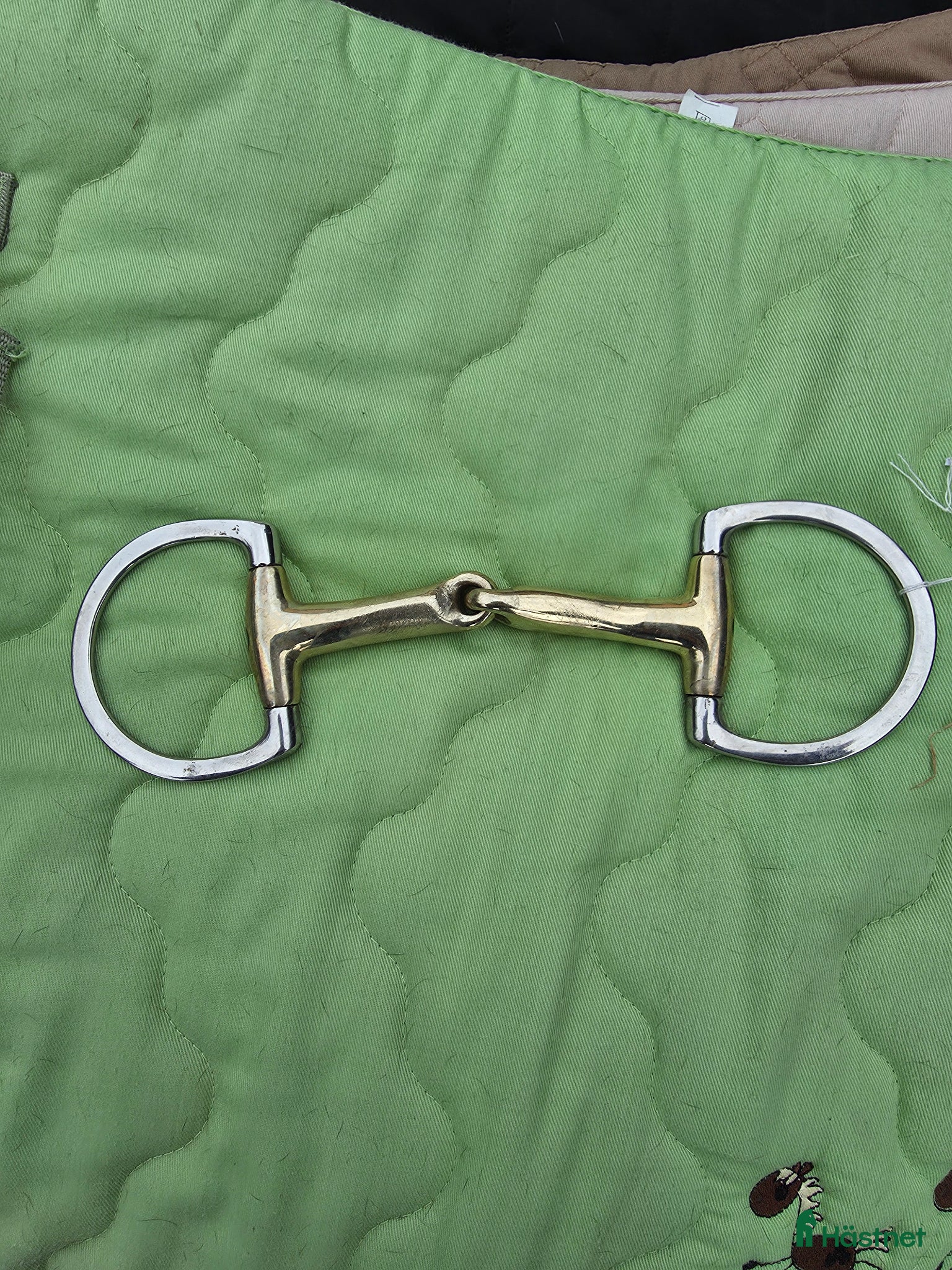 Bett hästutrustning Bett säljes - Annons 1