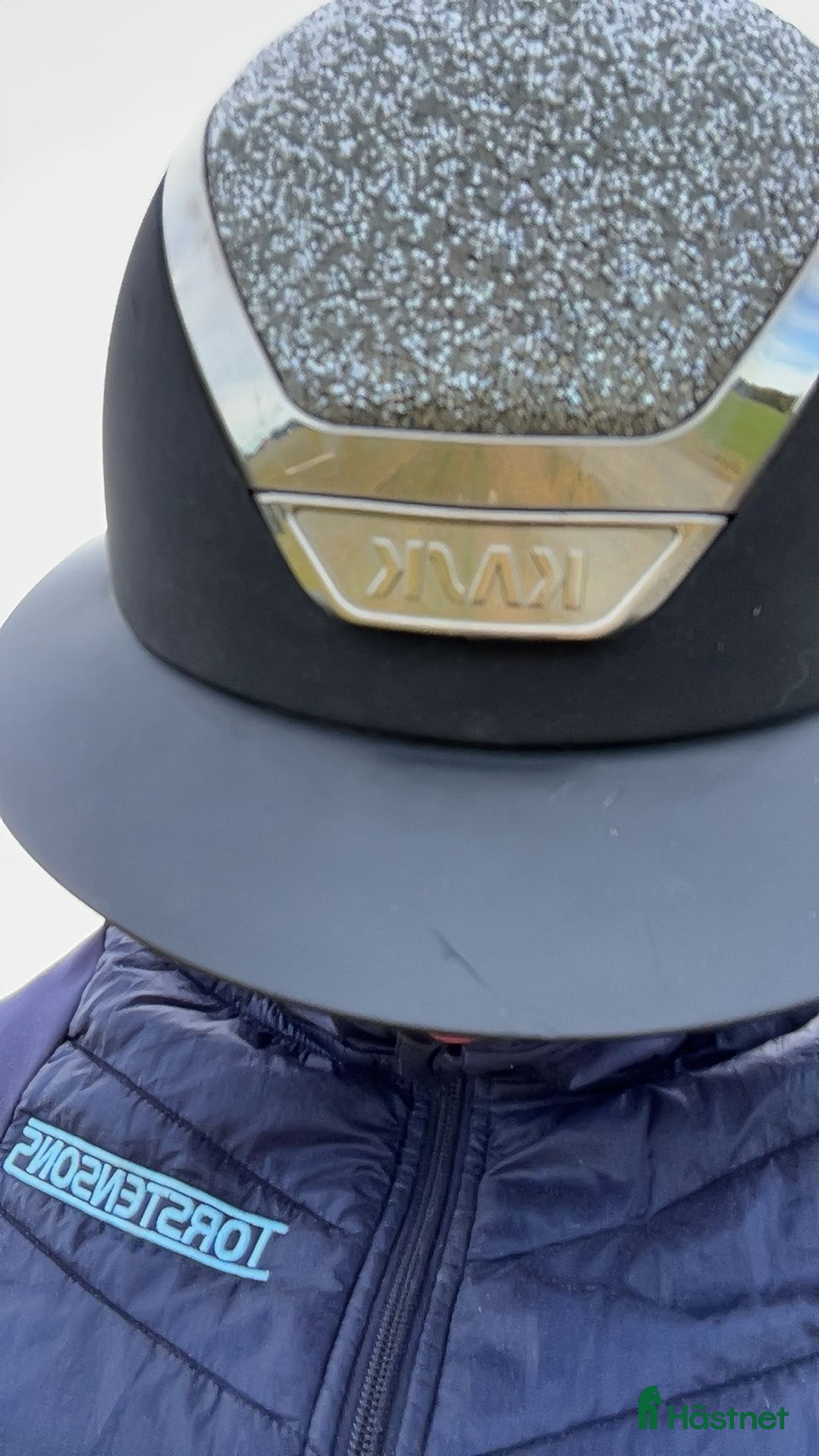 Hjälmar ryttarutrustning till salu: Tävlingshjälm  i Enköping - Annons 4