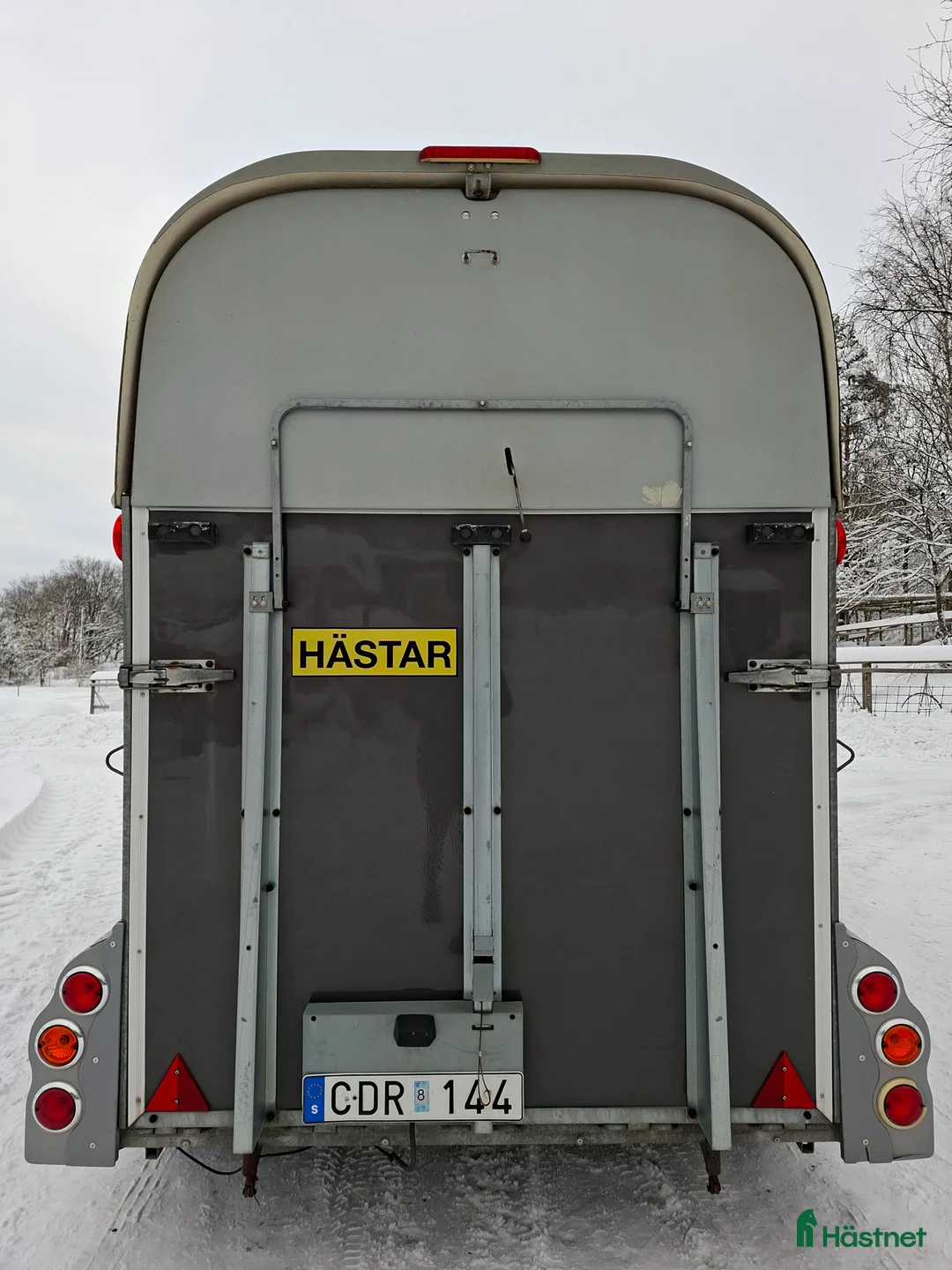 Hästtransporter  fordon & transport till salu: Hästtransport Thule Premium - Annons 6