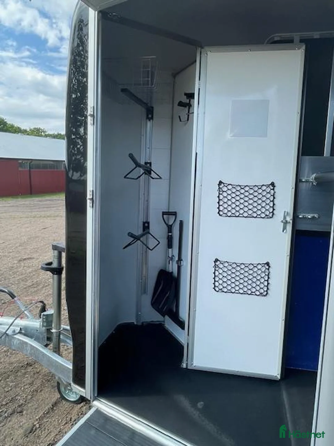 Hästtransporter  fordon & transport till salu: PURPLE - Touring Country fronturlastn och sadelk - Annons 6