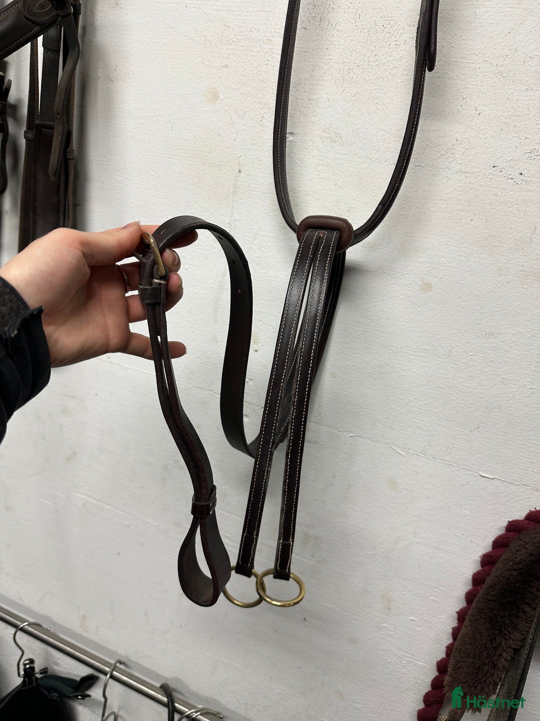 Övrig Hästutrustning hästutrustning till salu: Shires martingal salisbury i Bollnäs - Annons 3