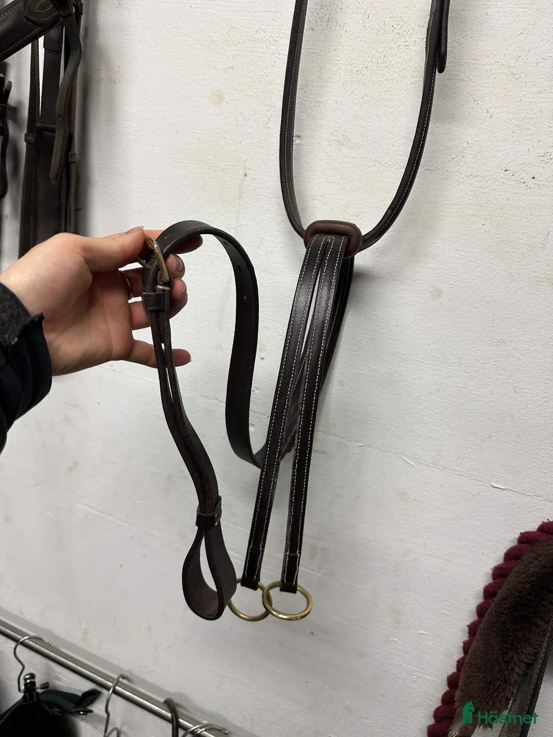 Övrig Hästutrustning hästutrustning till salu: Shires martingal salisbury i Bollnäs - Annons 3