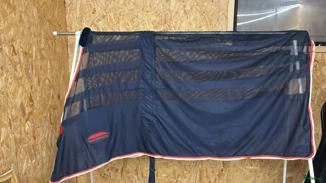 Täcken hästutrustning till salu: Stl 115 svettäcke i Söderköping - Annons 1