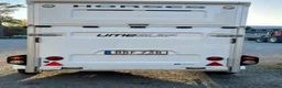 Hästtransporter  fordon & transport till salu: Populära Umesläp b60 fint skick ! - Annons 3