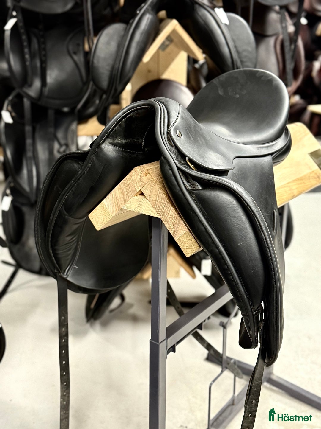 Sadlar hästutrustning till salu: REA! 50% Jeremy Rudge PW Dressyr 17”M svart  i Knivsta - Annons 2