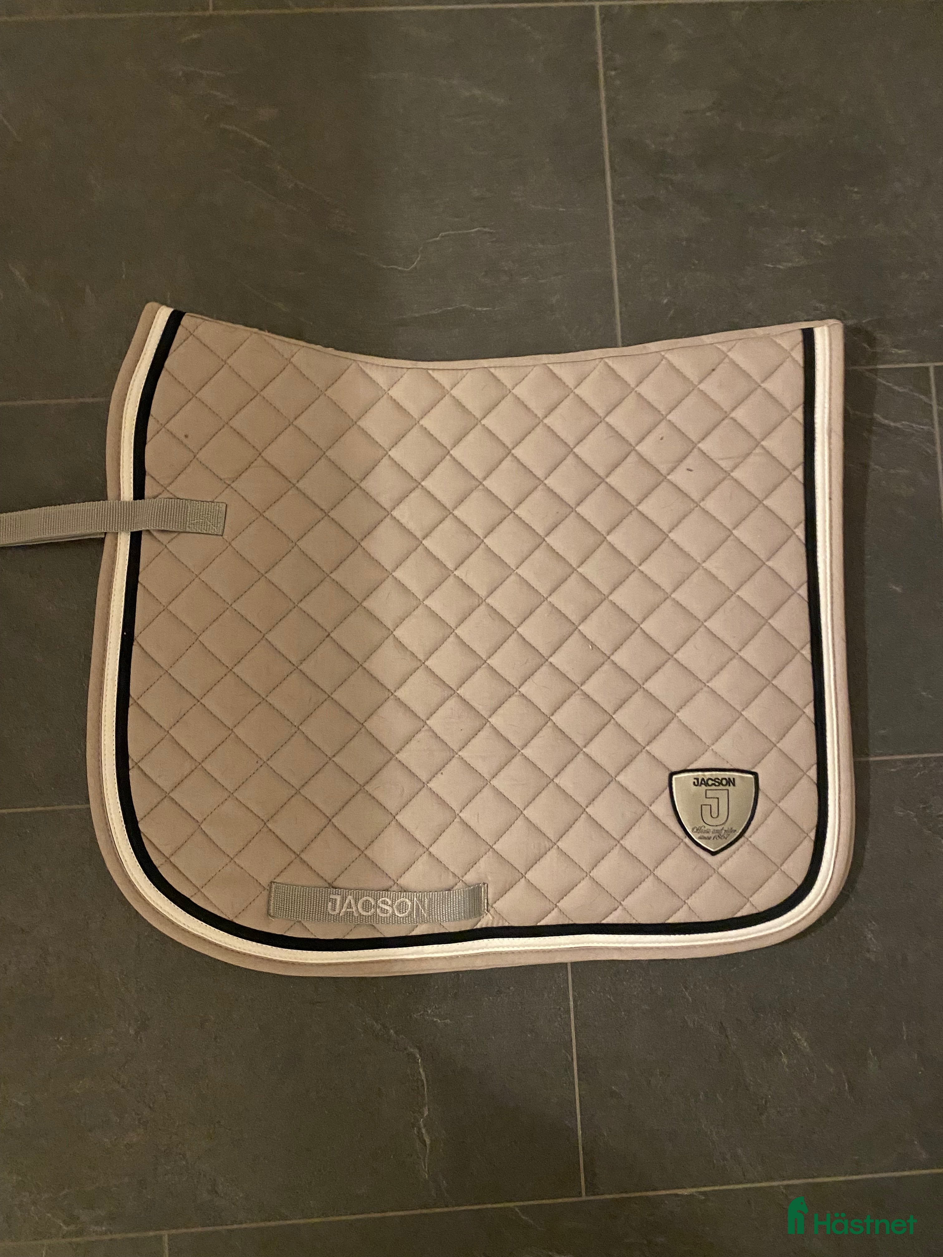 Schabrak & Vojlockar hästutrustning Helt nytt dressyrschabrak från Jackson - Annons 5