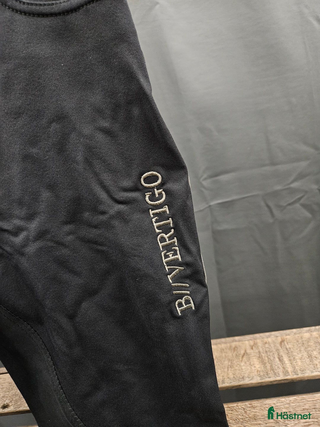 Ridbyxor ryttarutrustning till salu: Ridbyxa, 44, B Vertigo i Gällivare - Annons 4