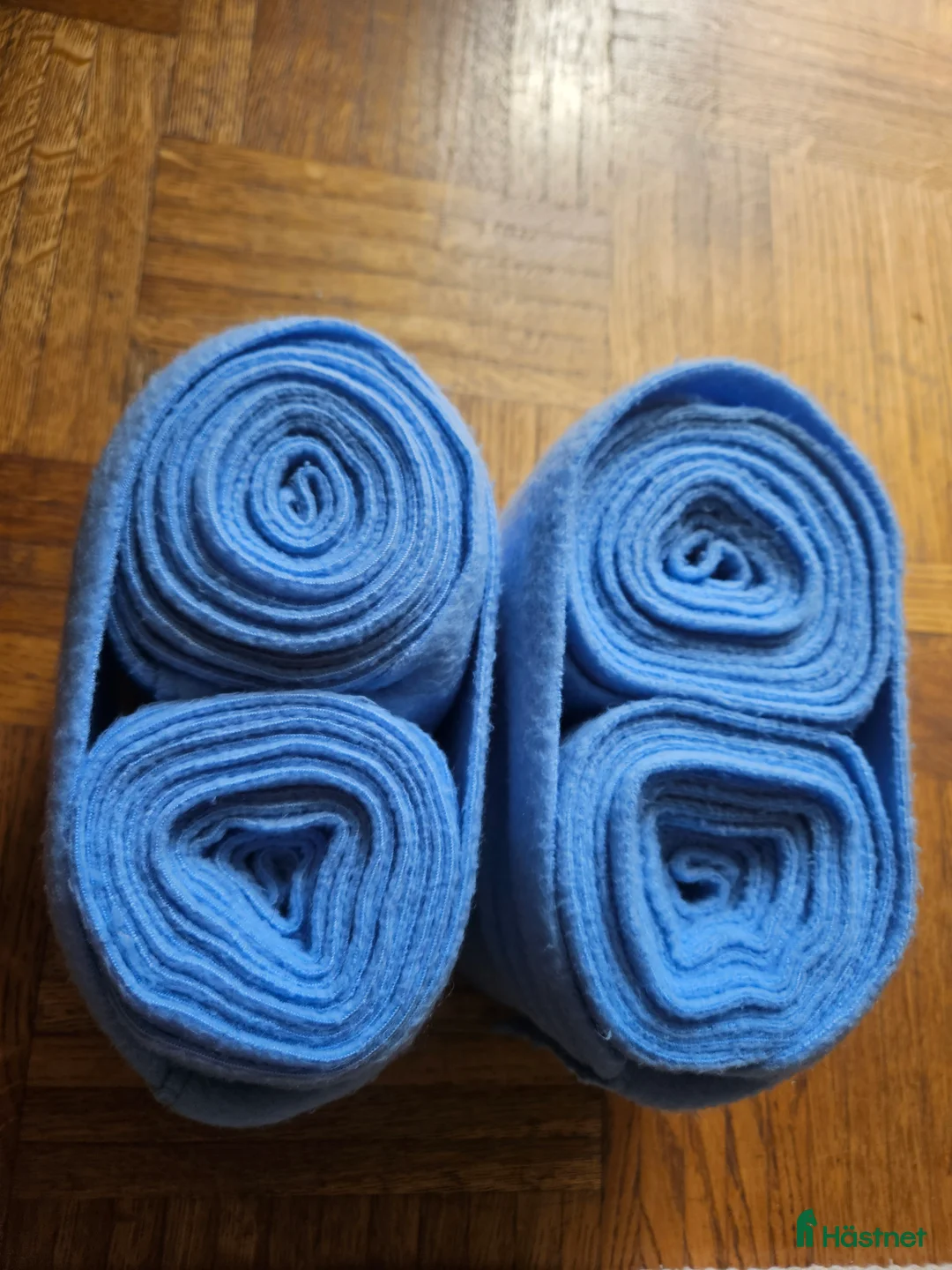 Benskydd hästutrustning till salu: Benlindor bruna Mias och ljusblå - Annons 5