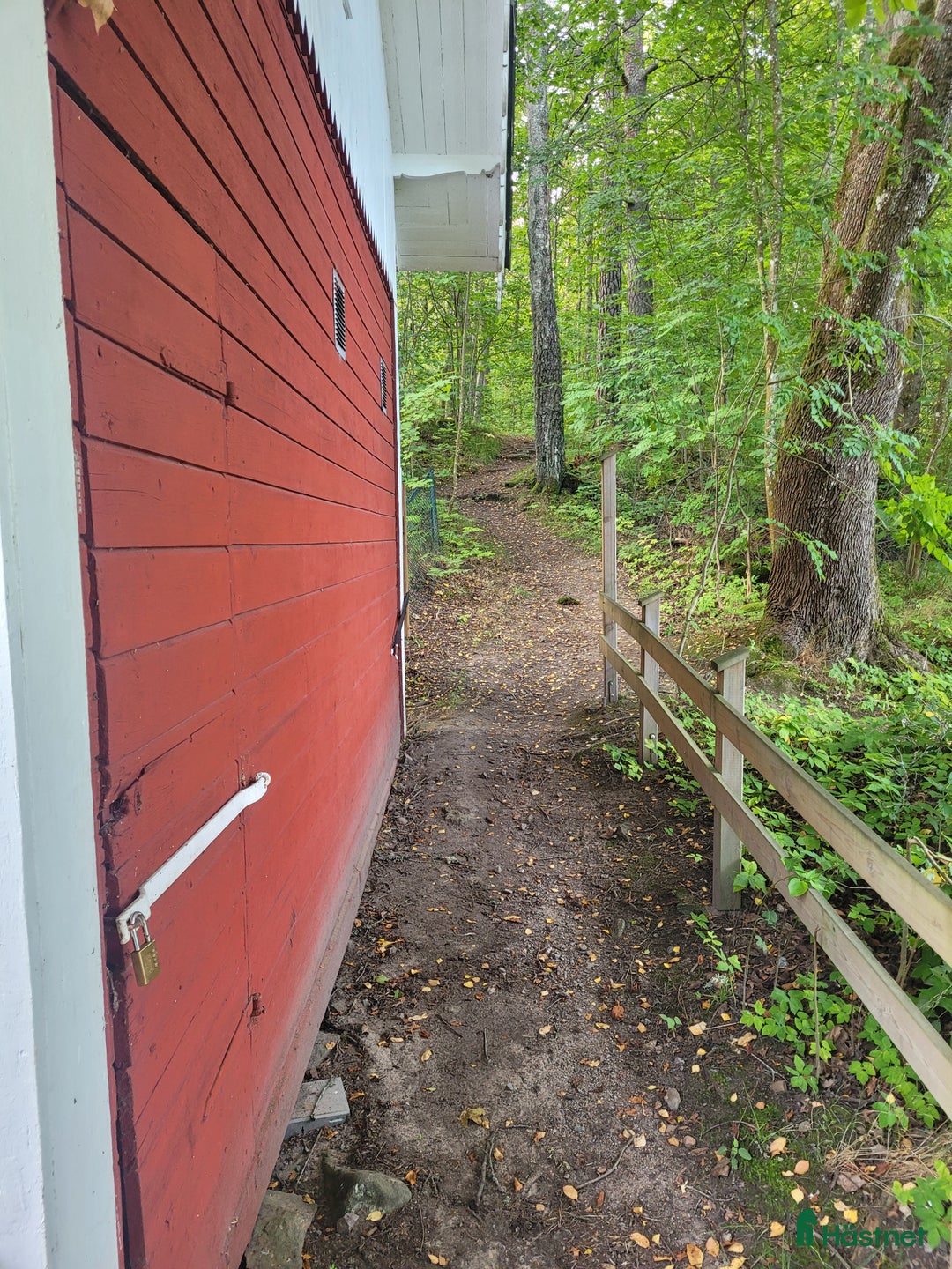  stallplats finnes: Lösdrift med egen box Ulriksdals slottspark i Stockholm - Annons 1