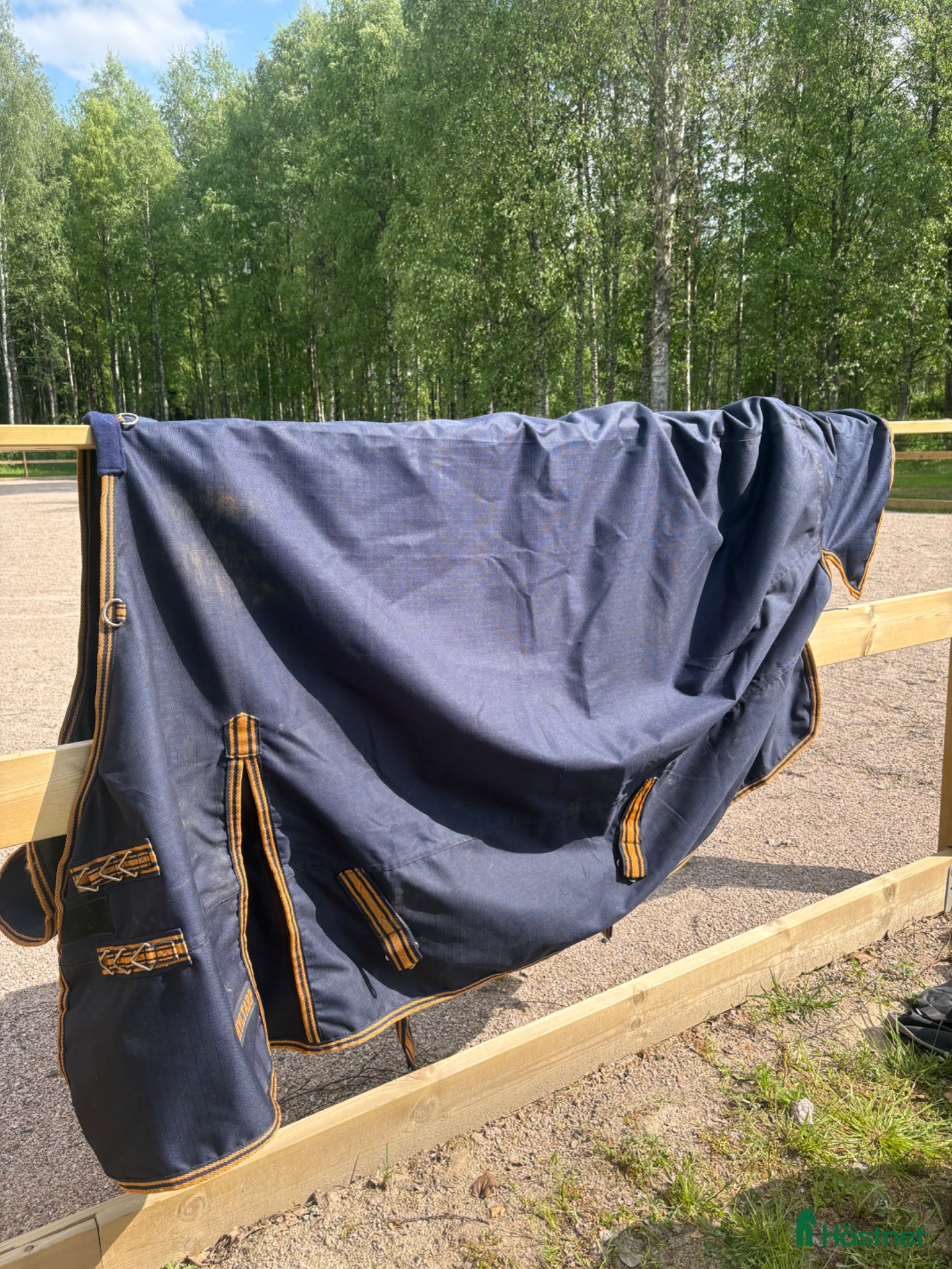 Täcken hästutrustning till salu: Olika hästtäcken i Ekshärad - Annons 16