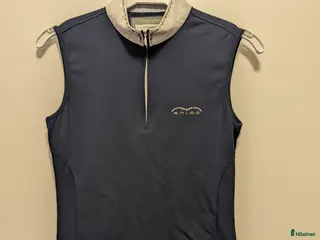 Övrig Ryttarutrustning ryttarutrustning till salu: Animo tävlingströja i Östersund - Annons 1