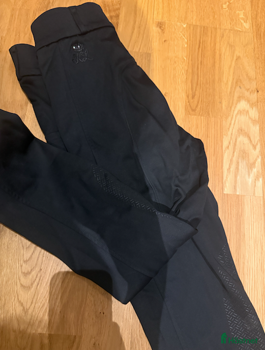 Ridbyxor ryttarutrustning till salu: Fodrade Kingsland ridbyxor i Lidingö - Annons 5