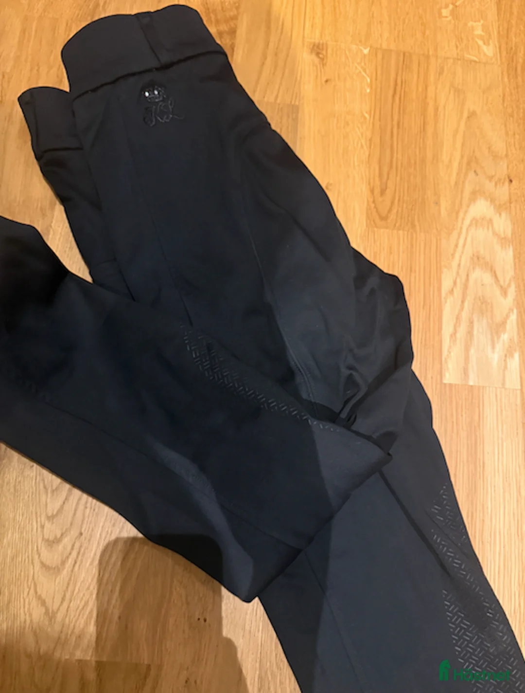 Ridbyxor ryttarutrustning till salu: Fodrade Kingsland ridbyxor i Lidingö - Annons 1