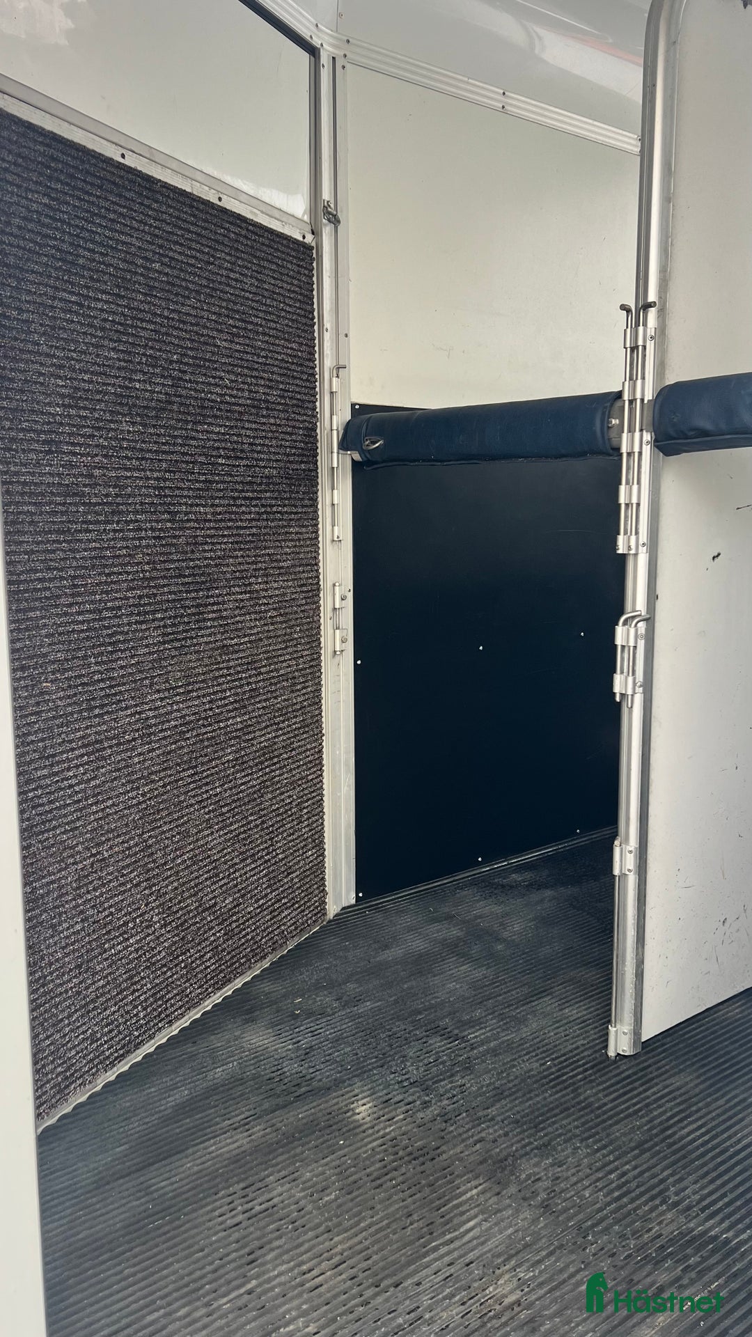 Hästtransporter  fordon & transport till salu: Hästtransport ume A40 i Skövde - Annons 6