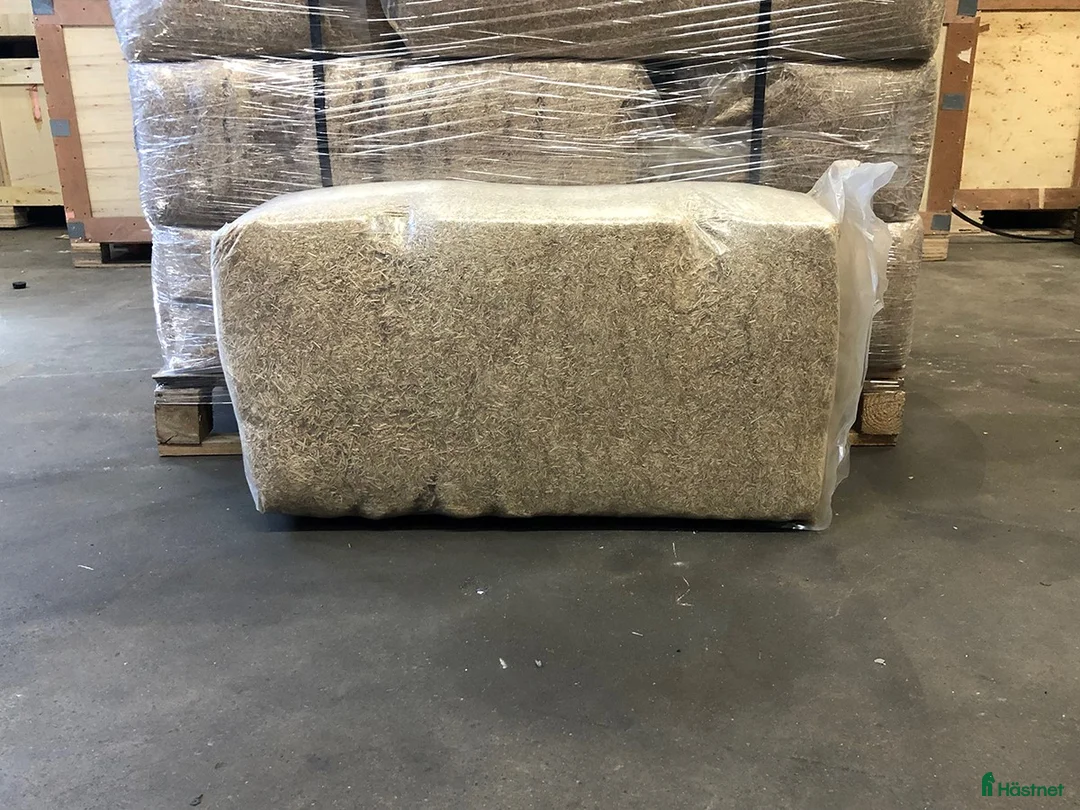  hästservice finnes: Halmströ för stall & lösdrift i Säve - Annons 2