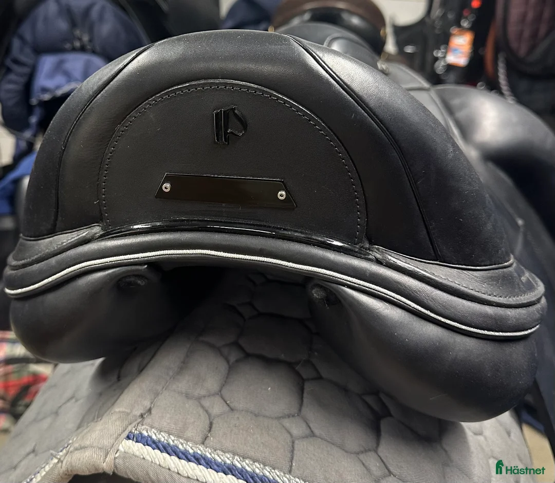 Sadlar hästutrustning till salu: Prestige Brillante fynd  i Sala - Annons 2